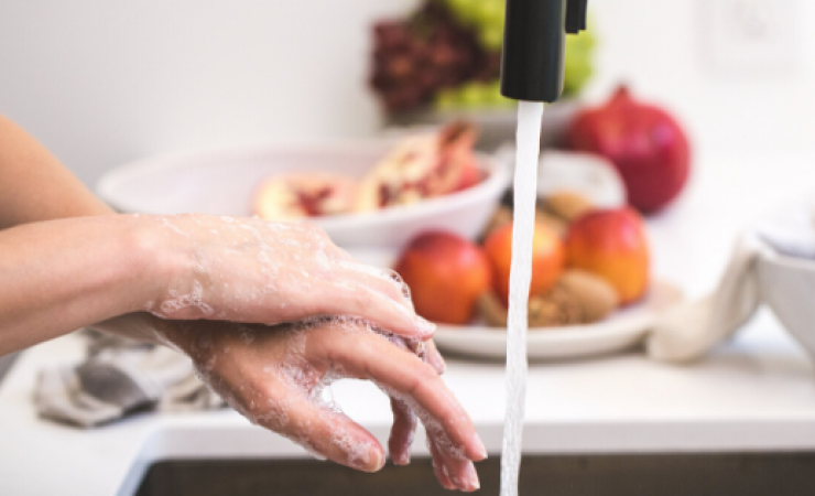 Covat19 Should Take Us Back To Simple Hygiene + Health (Plus DIY Hand Sanitiser Recipe)